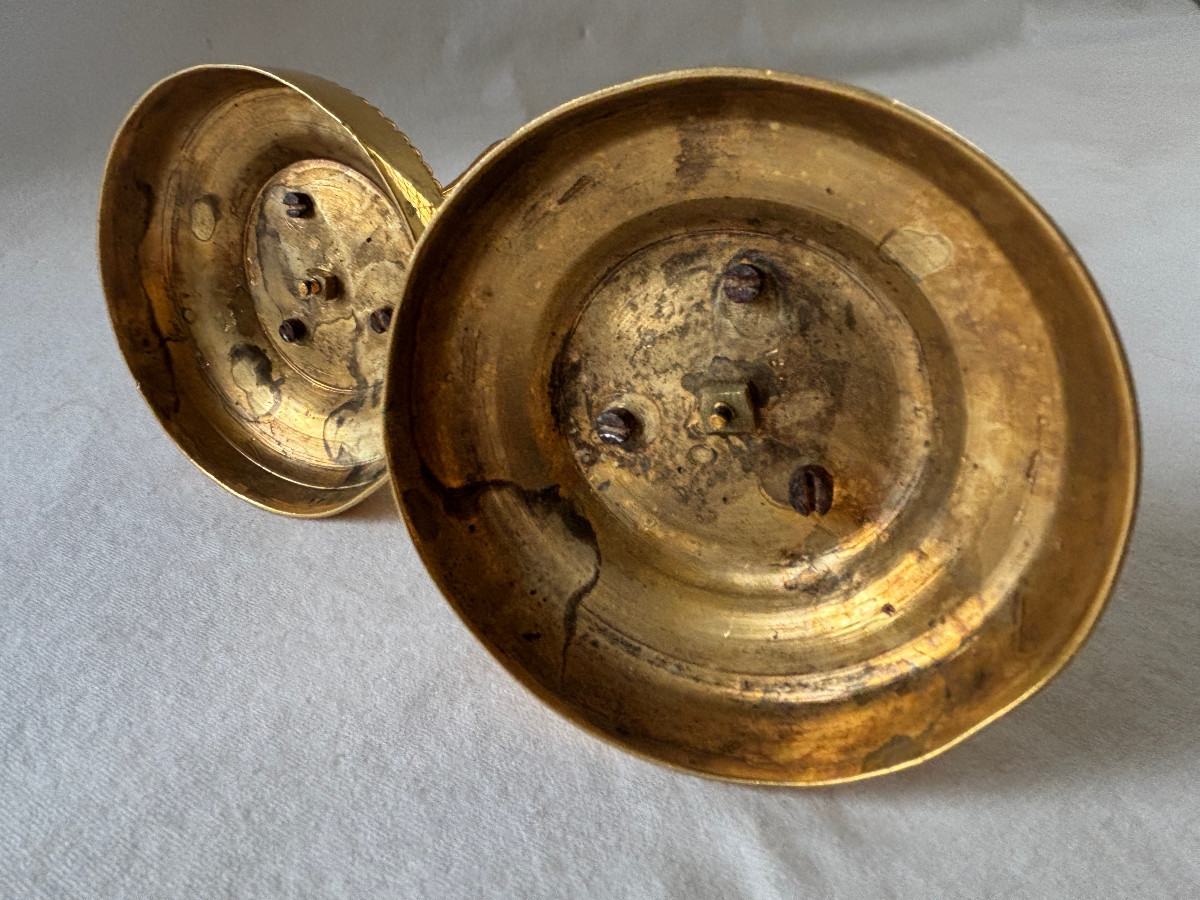Paire de bougeoirs Directoire en bronze doré-photo-6