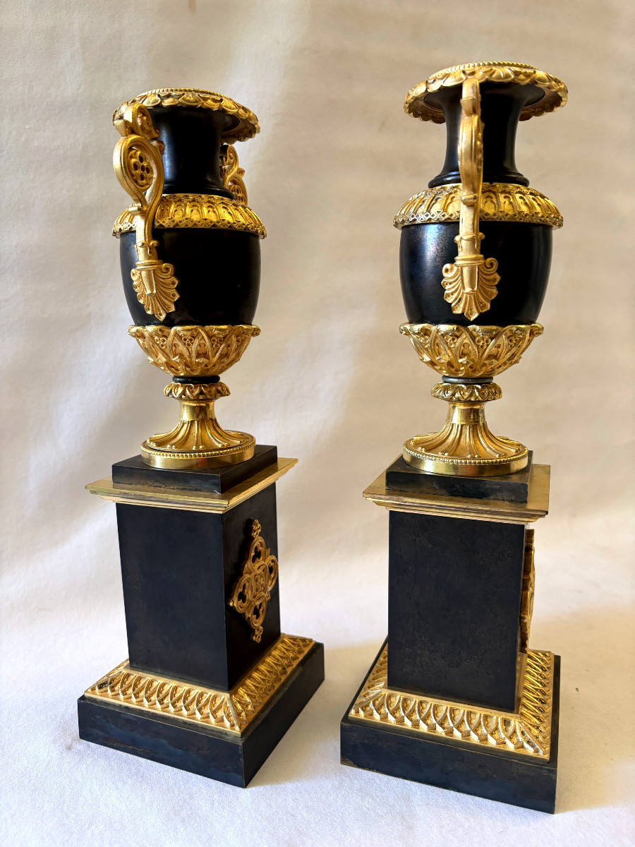 Gothic Troubadour Cassolettes In Gilded And Patinated Bronze-photo-3