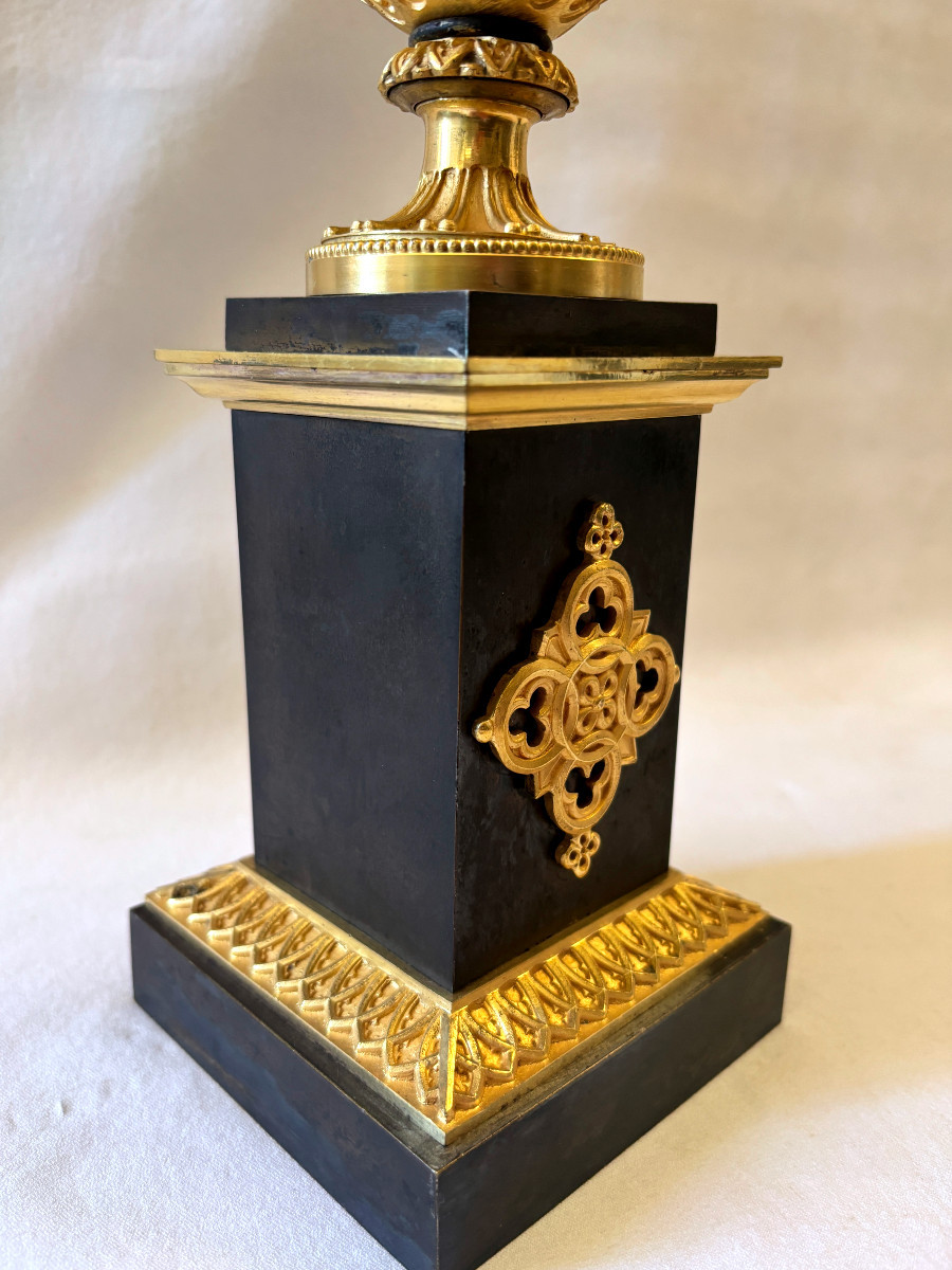 Gothic Troubadour Cassolettes In Gilded And Patinated Bronze-photo-4