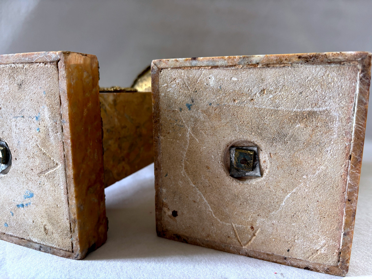 Paire de Grandes Cassolettes en Bronze et Marbre de Sienne-photo-6