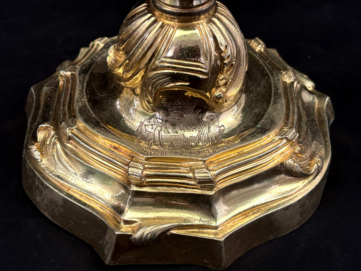 Pair Of Louis XV Candlesticks Bearing The Coat Of Arms Of The Count Of Jonzac-photo-3