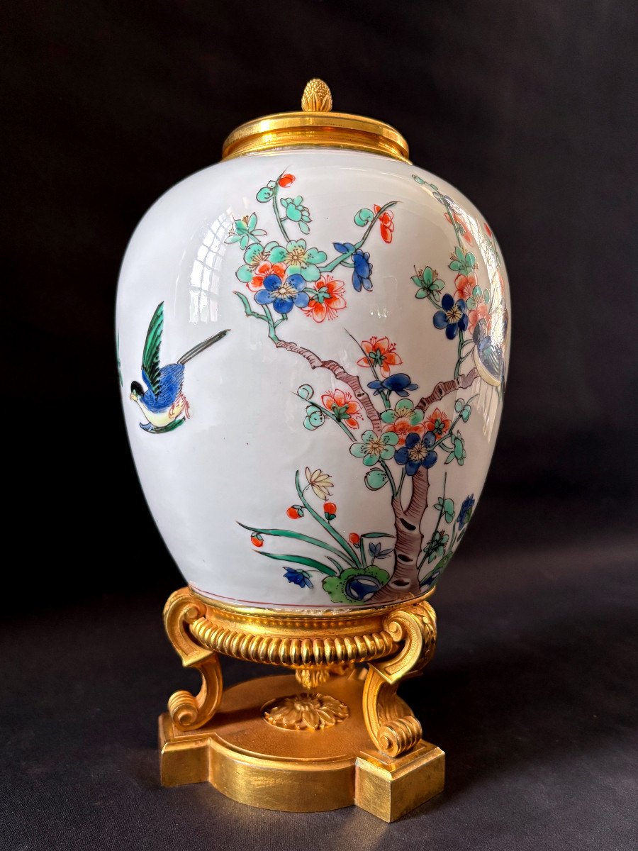 Famille Verte Regency Style Gilt Bronze Mounted Covered Vase-photo-2