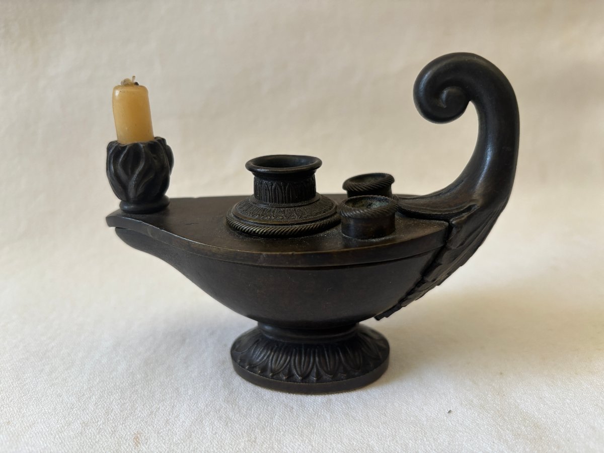 Empire-style Inkwell Shaped Like An Oil Lamp