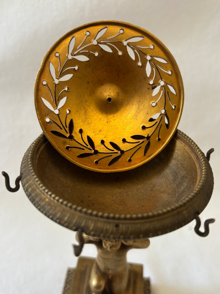 Empire-style Bronze Watch Holder With Ring Sizer-photo-3