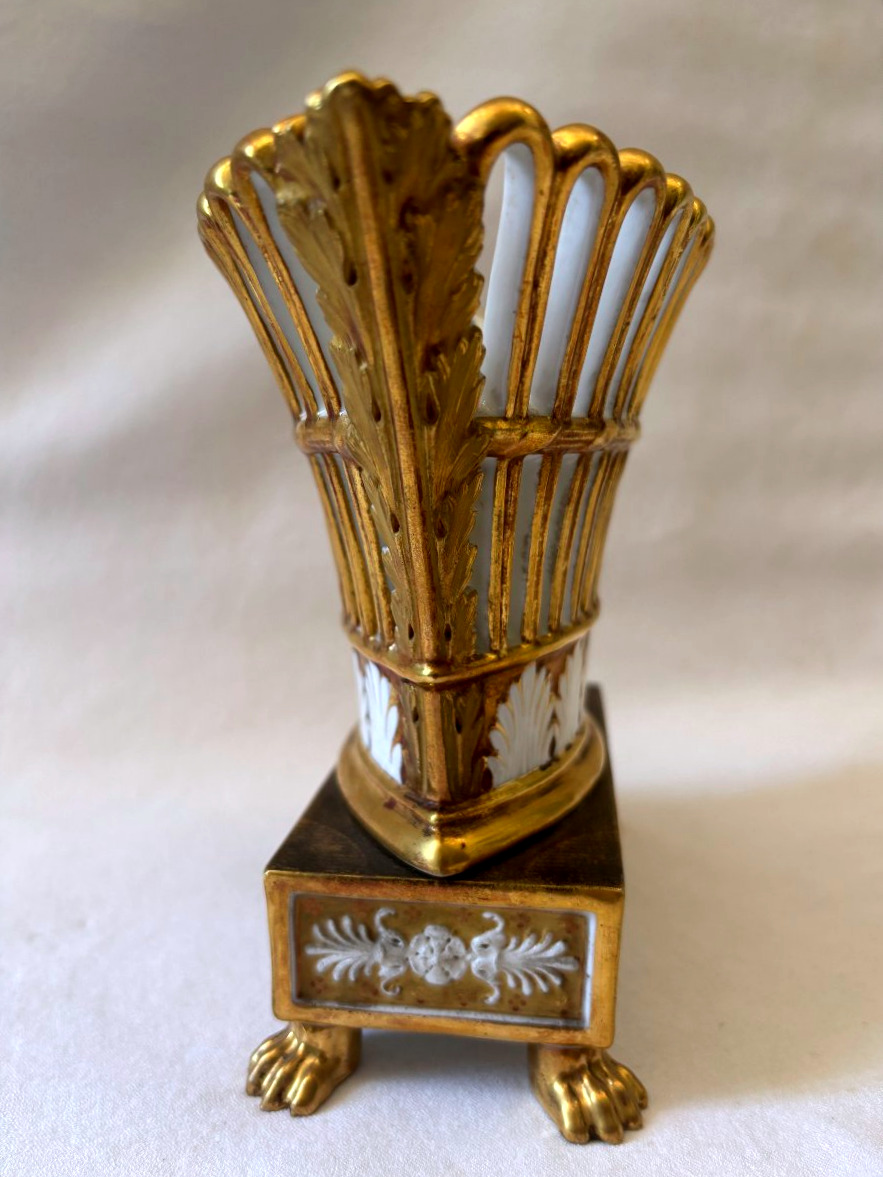 Coupe corbeille Empire en porcelaine ajourée-photo-1
