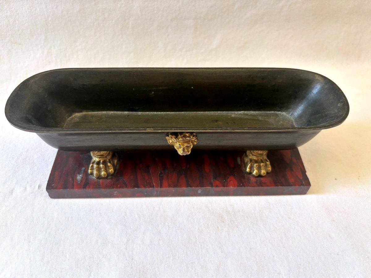 Item From The Grand Tour: Bath, Made Of Bronze And Marble-photo-4