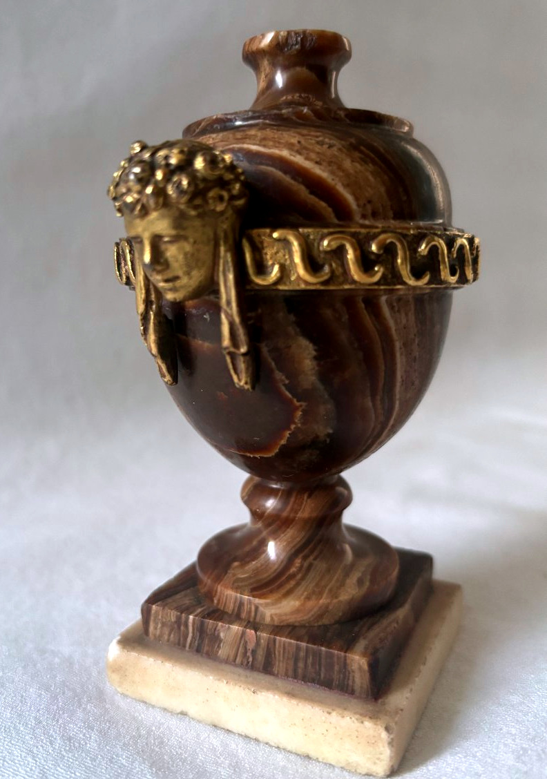 Louis XVI Vase In Petrified Wood And Gilded Bronze-photo-3