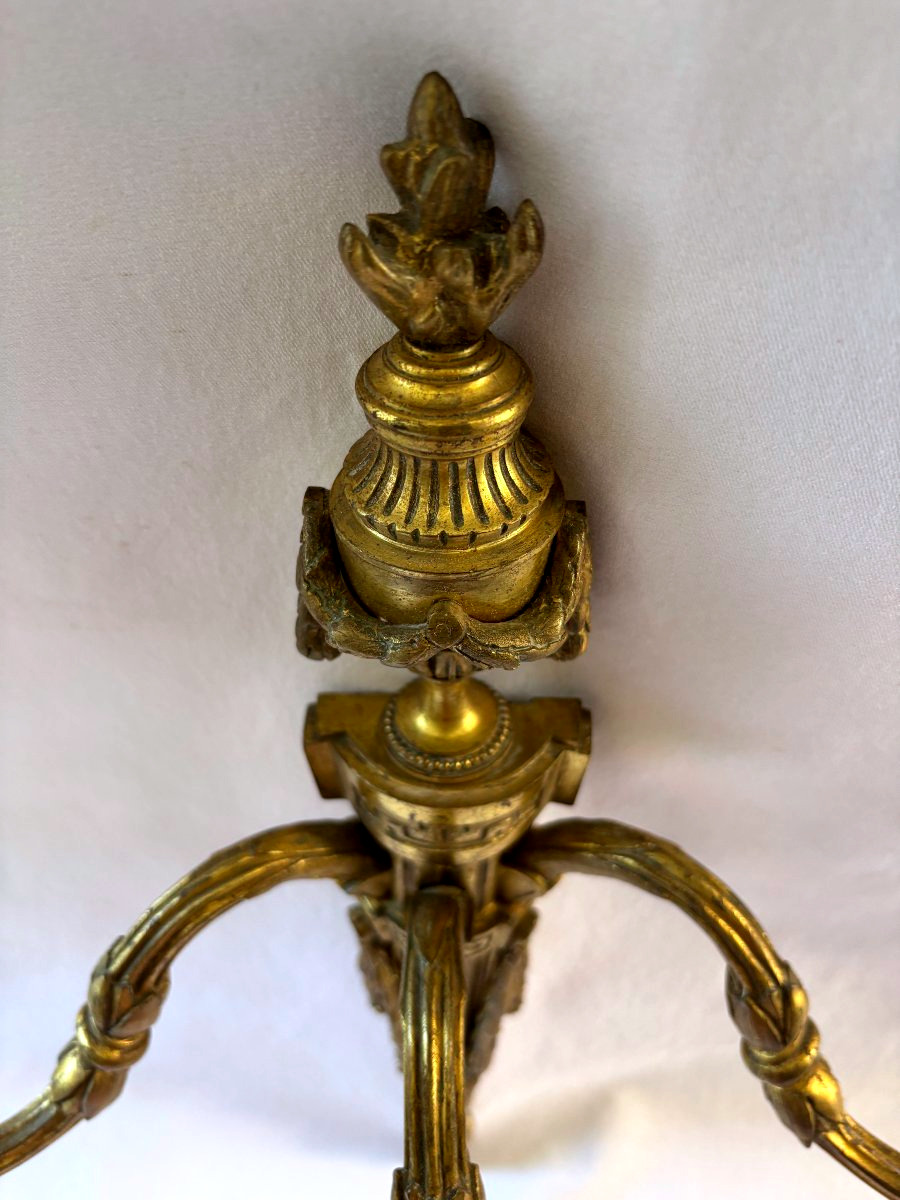 Paire d'appliques en bronze doré de style Louis XVI-photo-1