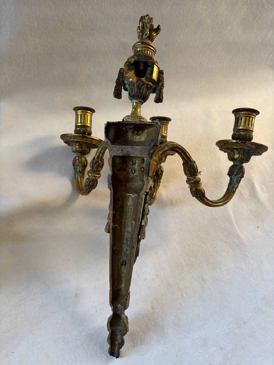 Paire d'appliques en bronze doré de style Louis XVI-photo-5