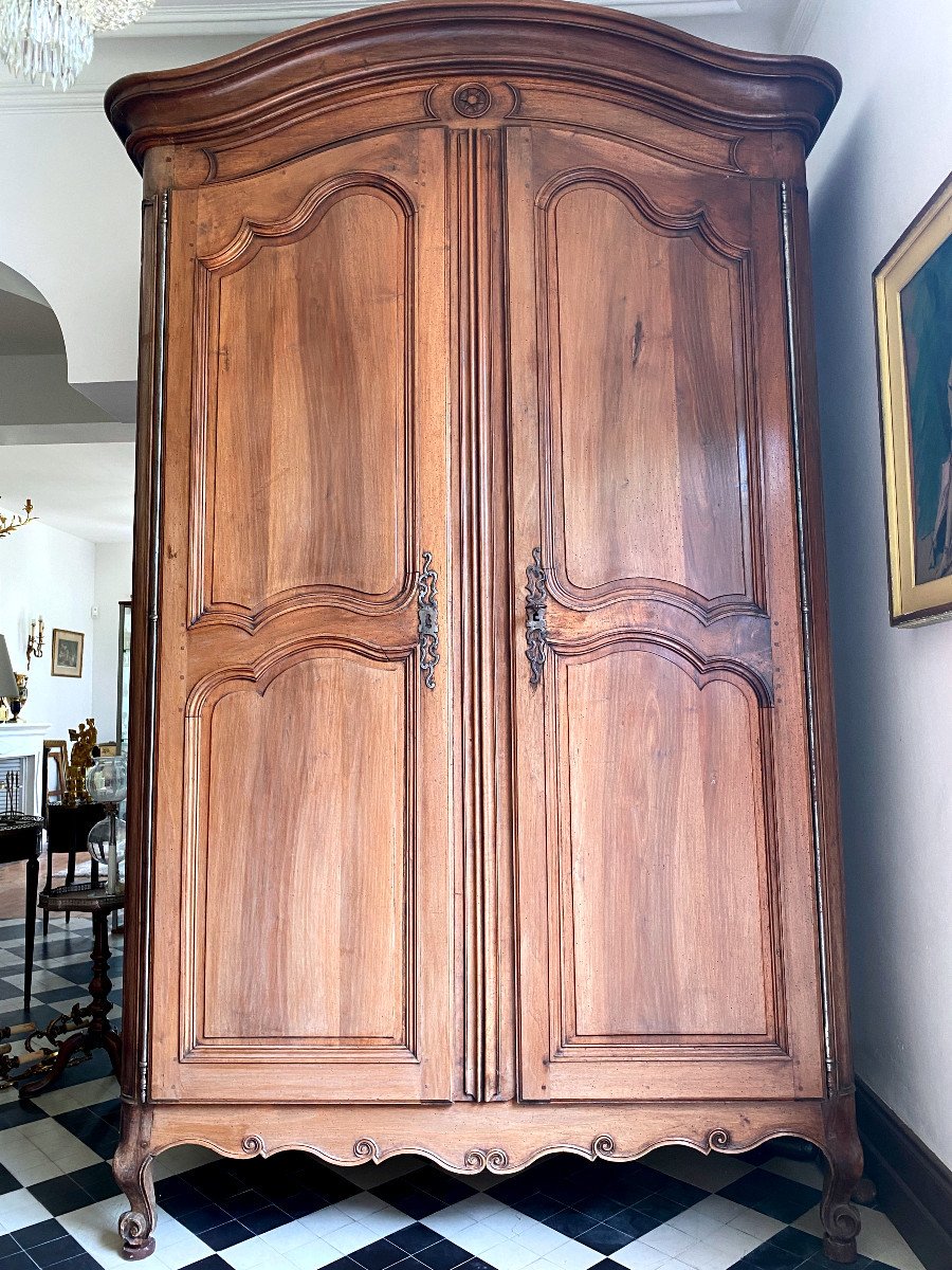 Louis XV Wardrobe In Solid Walnut-photo-3