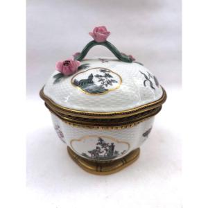 Pot couvert en porcelaine allemande et bronze doré