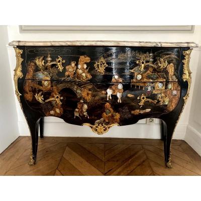 Louis XV Style Lacquer Commode