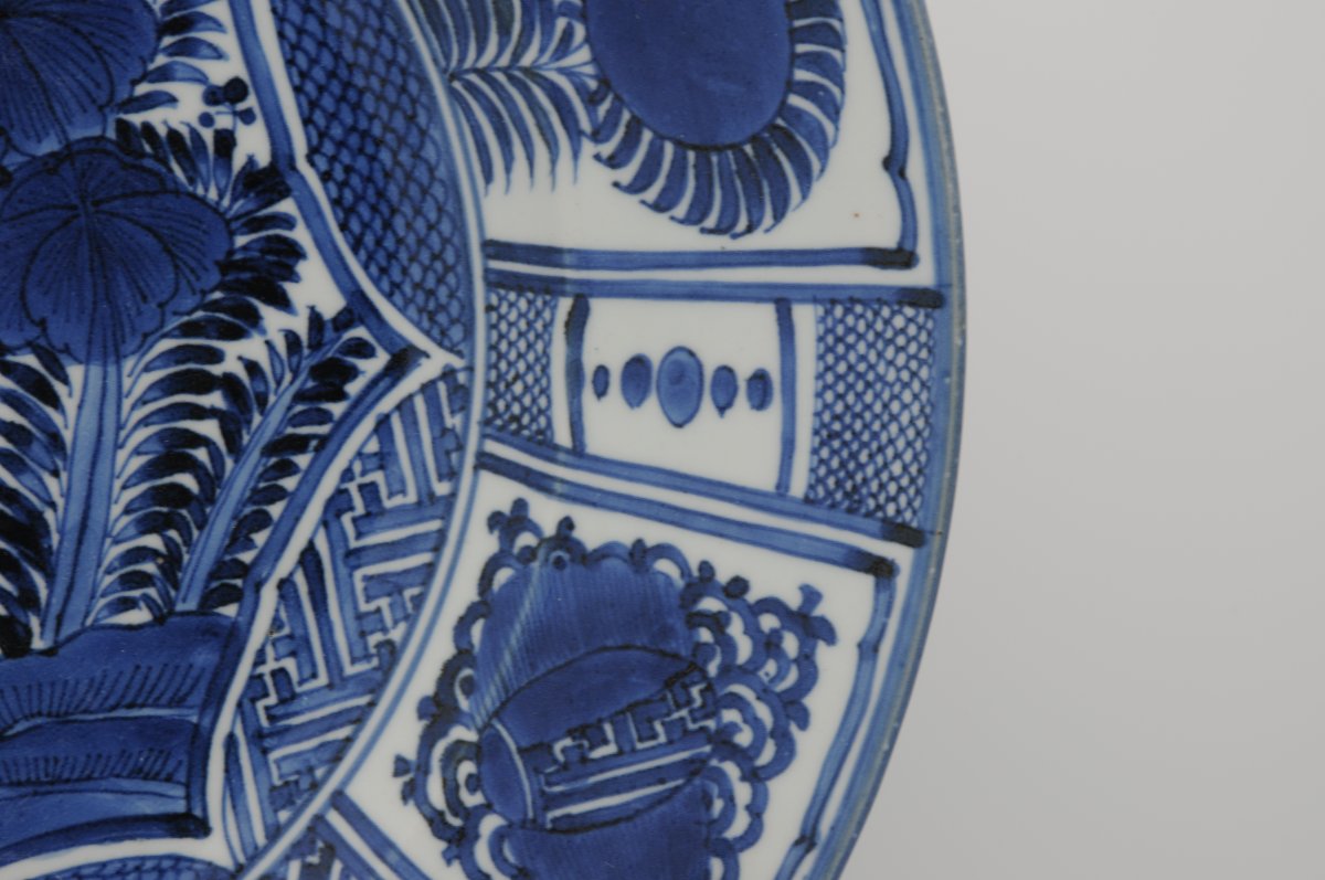 Japon - Grand plat en porcelaine d’Arita à décor 'kraak, époque Edo 1670–1690-photo-3