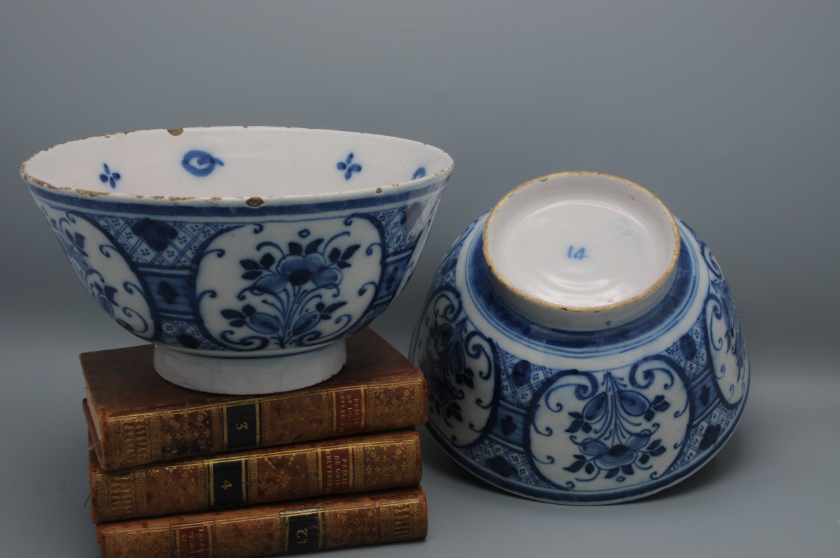 Paire de bols en faïence de Delft en camaieu blue, XVIIIe siècle-photo-3