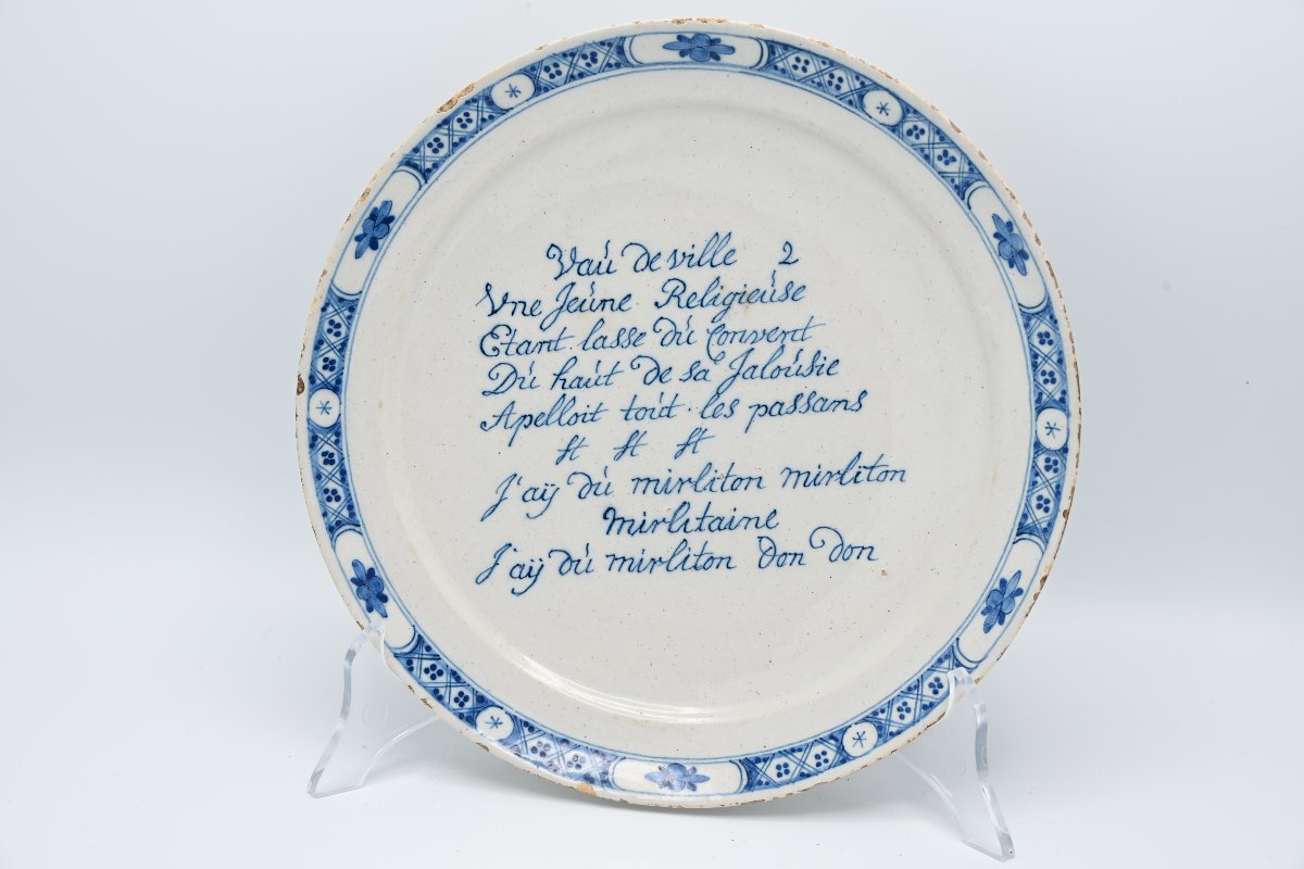 Assiette parlante en faïence de Delft à décor en camaïeu bleu, De Grieksche A, 1701–1735-photo-6