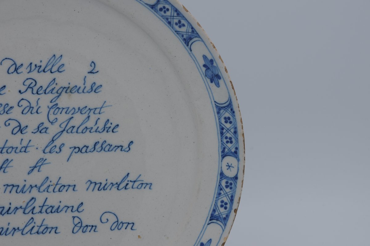 Assiette parlante en faïence de Delft à décor en camaïeu bleu, De Porceleyne Schotel, 1724–1764-photo-4