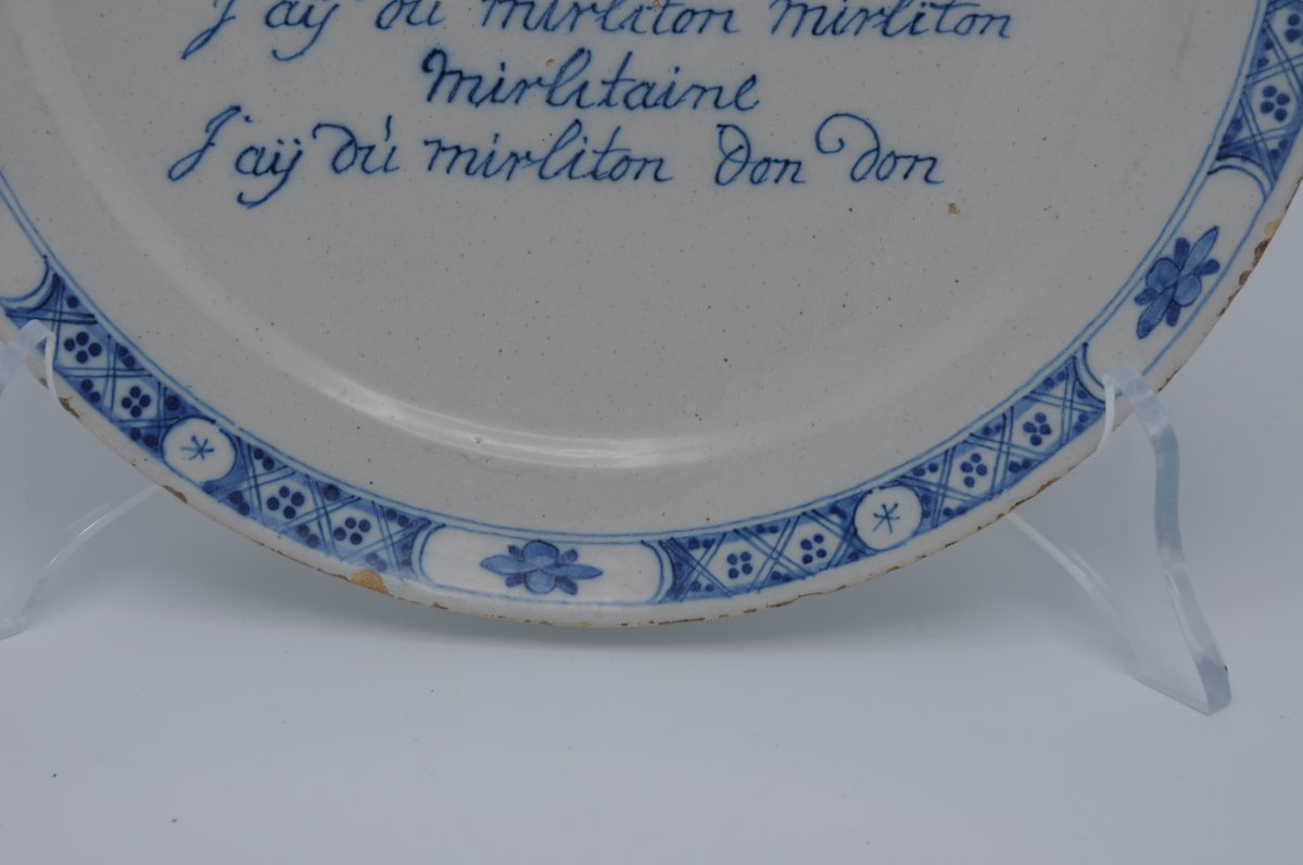 Assiette parlante en faïence de Delft à décor en camaïeu bleu, De Porceleyne Schotel, 1724–1764-photo-2