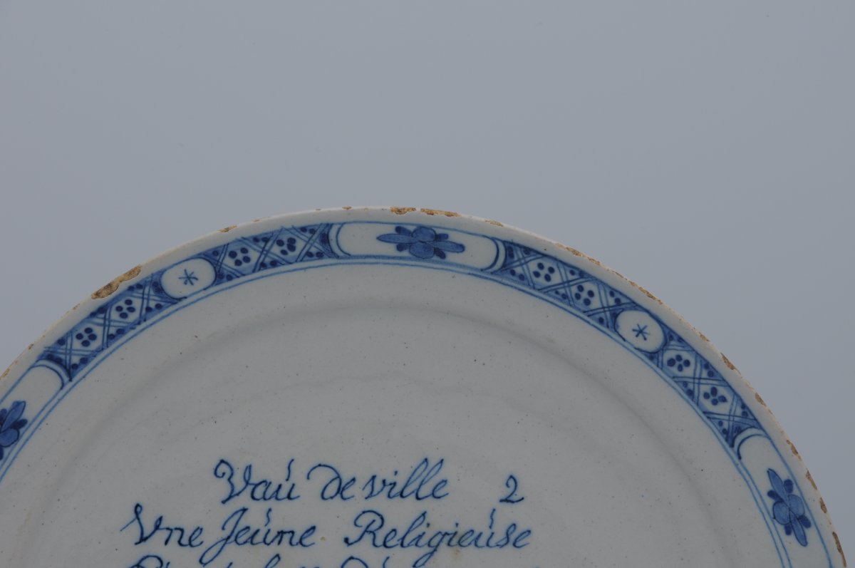 Assiette parlante en faïence de Delft à décor en camaïeu bleu, De Porceleyne Schotel, 1724–1764-photo-3