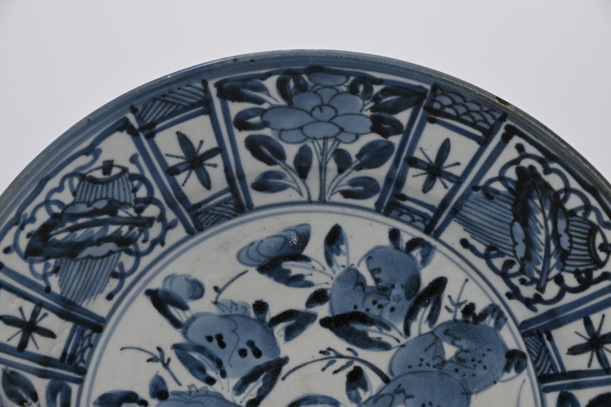 Antique Japanese Arita Blue And White Kraak-style Dish, Edo Period, Circa 1680-photo-8