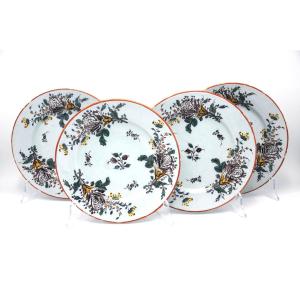 Set Of 4 Polychrome Delft Earthenware Plates With Floral Decoration, Mid-18th Century