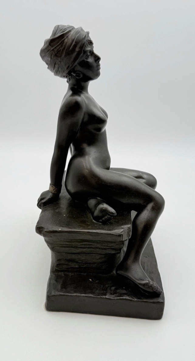 Sculpture par Emmanuel Villanis (1858-1914) – Esclave assis-photo-1