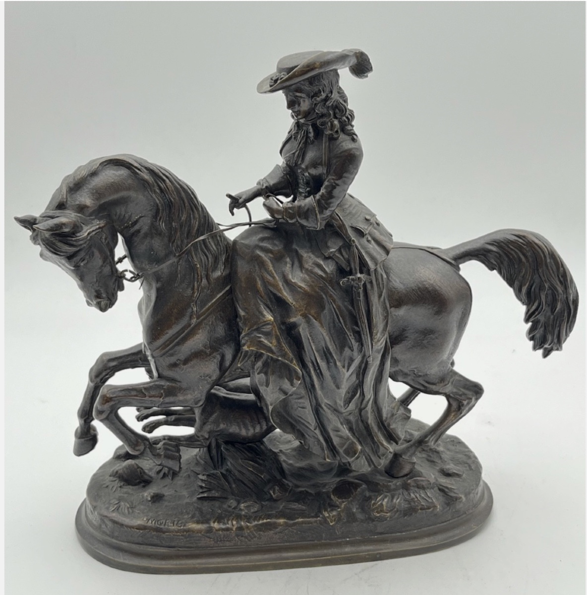 Bronze signé Louis Marie Moris (1818-1889) – Cavalière à cheval- 655003