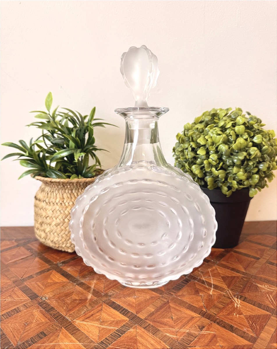 Carafe en cristal Lalique France – Modèle Parme