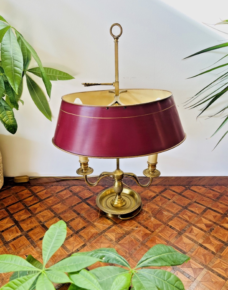 Antique Bouillotte Lamp – Red Metal Lampshade – 691 002