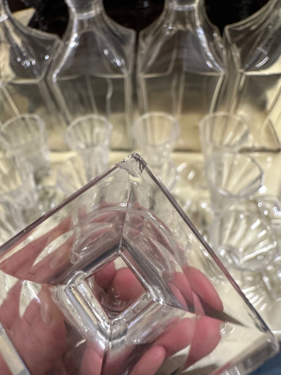 Coffret à liqueur ancien – style Napoléon III – 4 carafes + 15 verres-photo-5