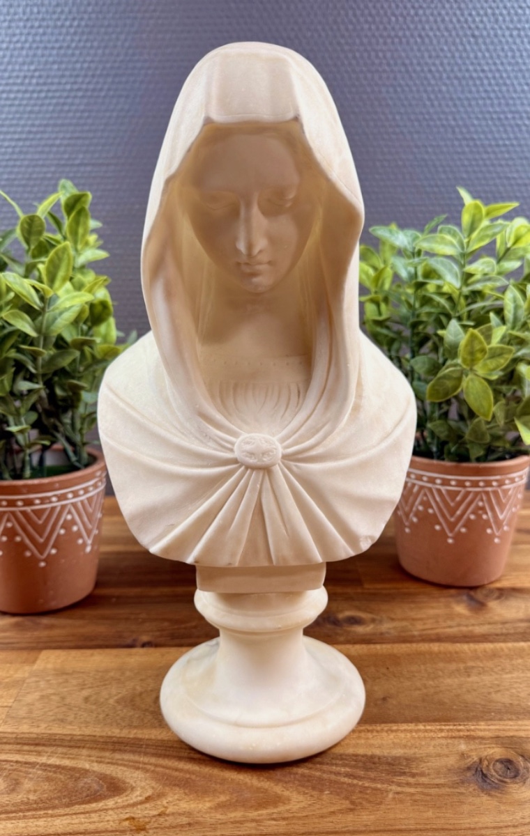 Marble Bust Of The Virgin Signed Gp – Guglielmo Pugi (19th Century)
