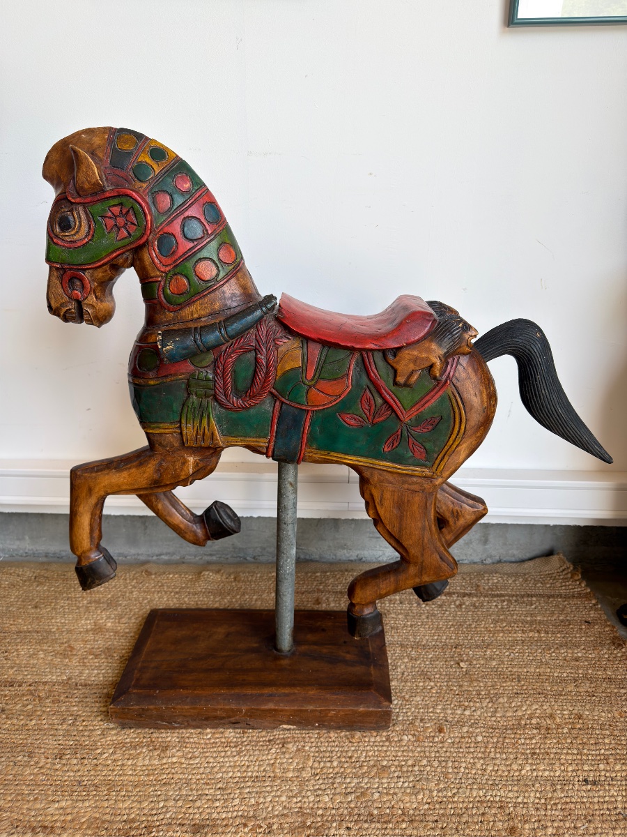 Decorative Horse In Polychrome Carved Wood-photo-1