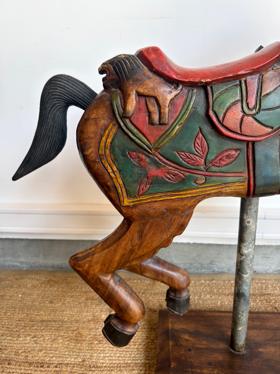 Decorative Horse In Polychrome Carved Wood-photo-3