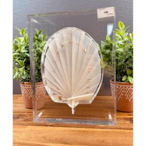 Éventail en plexiglas de Claude de Muzac