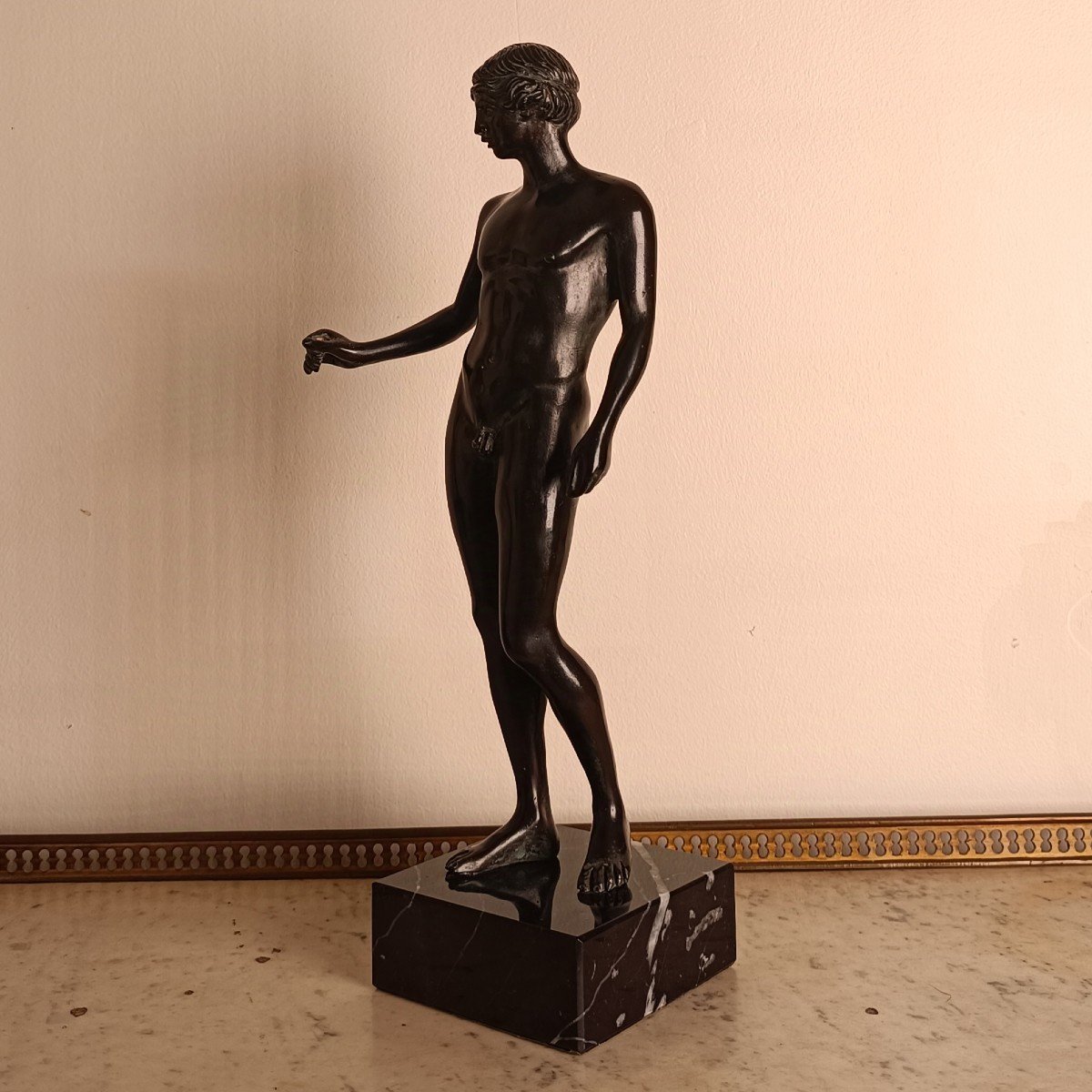 Souvenir Of The Grand Tour, Standing Ephebe, Swaying Hips, After Antique, Patinated Bronze-photo-3