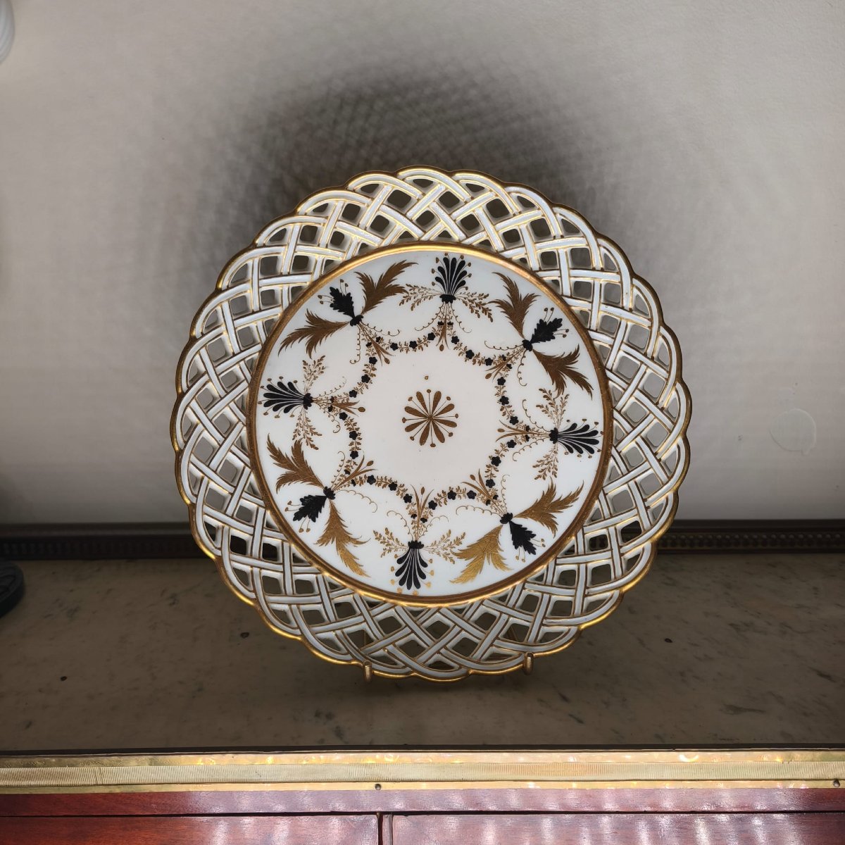 Darte Frères, rare plat ajouré en porcelaine, Consulat-Empire-photo-3