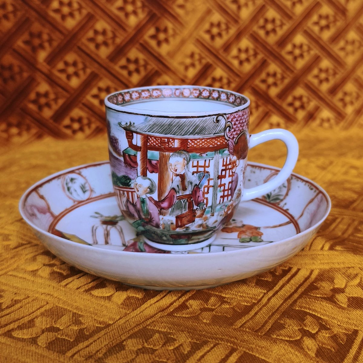 China, Qianlong, Export Cup And Saucer-photo-2