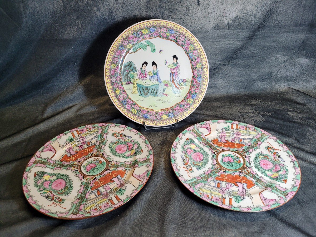 Trio Of Chinese Porcelain Plates-photo-4