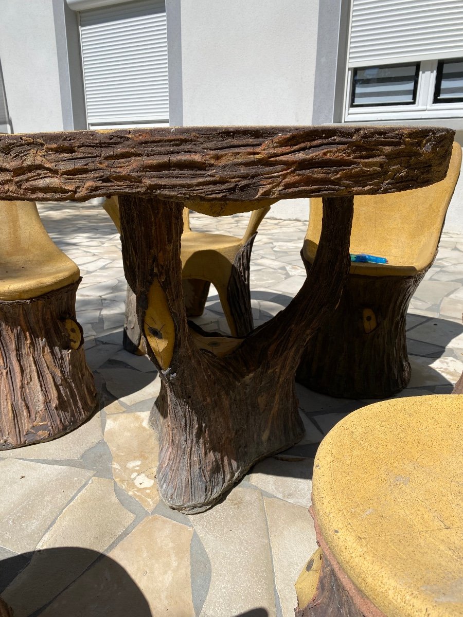 Garden Furniture Imitating Concrete Tree Trunks-photo-1