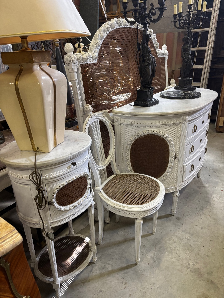 Louis XVI Style Bedroom With Caning 