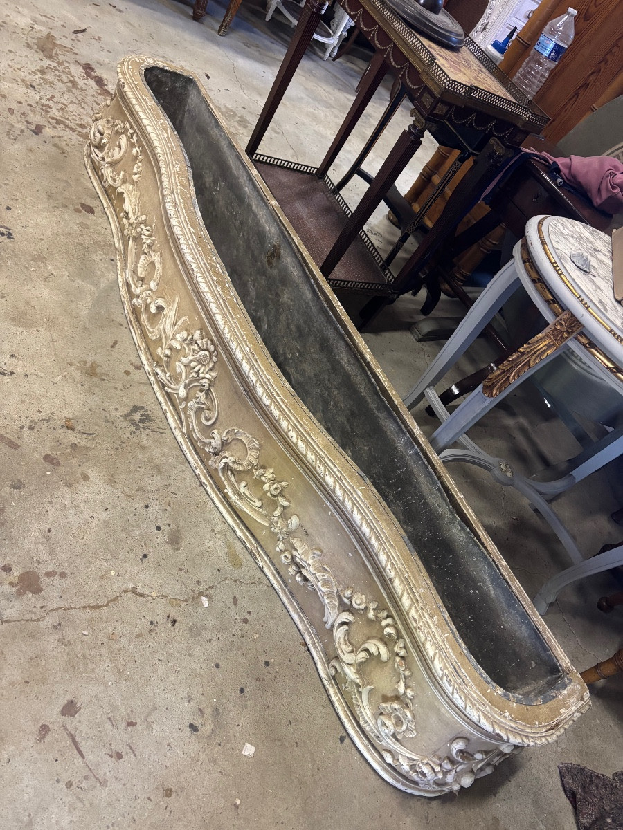 Importante jardinière bois sculpté 