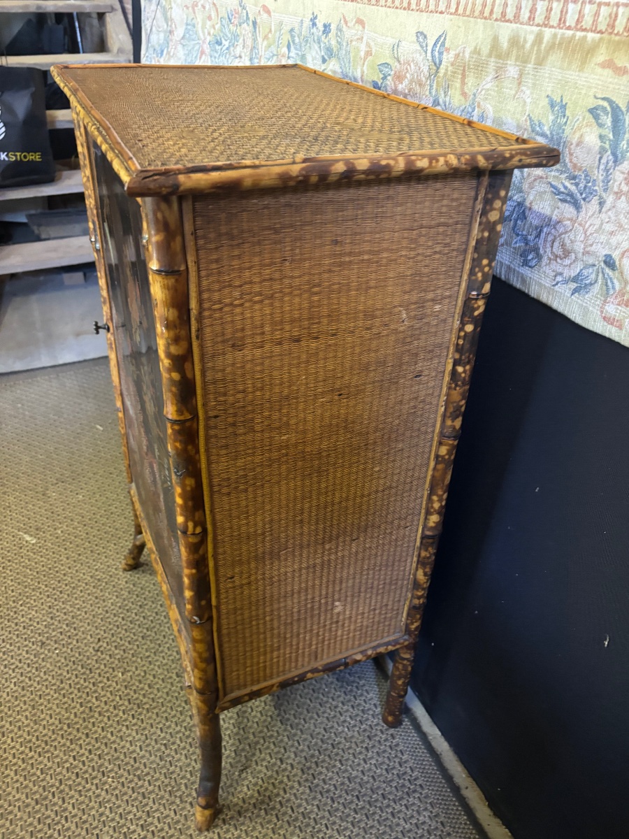 Bamboo And Lacquer Furniture-photo-3