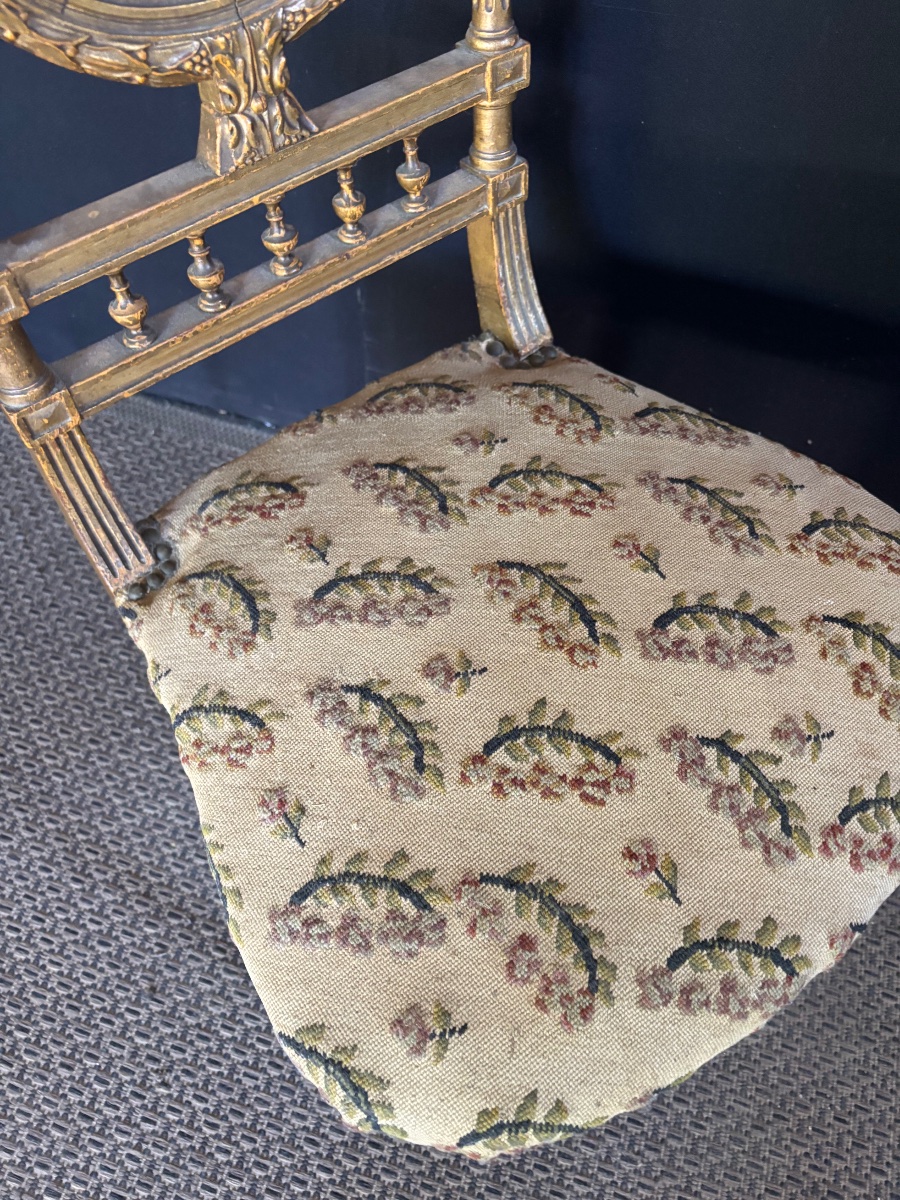 Small, Low Louis XVI-style Chair -photo-2