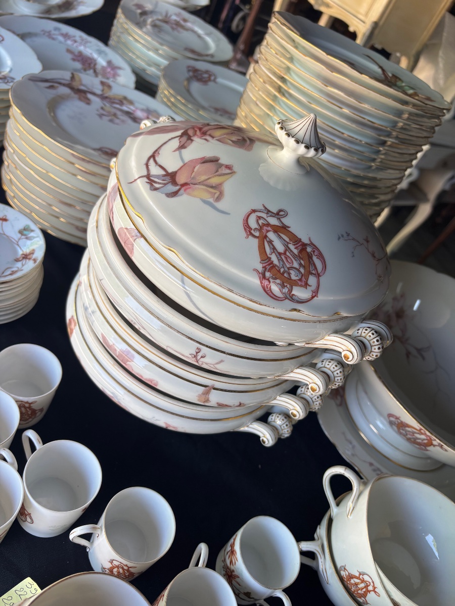 Important service de table porcelaine -photo-4