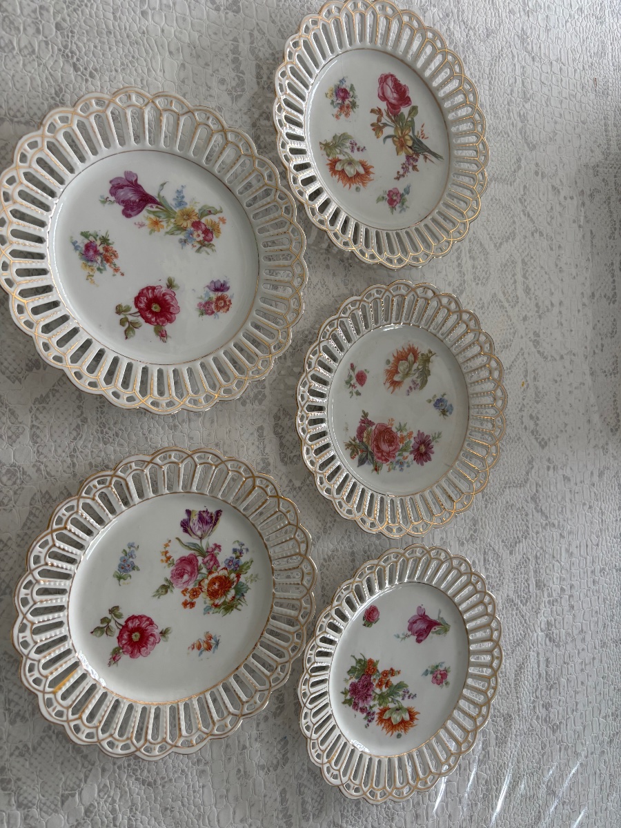 Porcelain Dessert Plate Set -photo-3