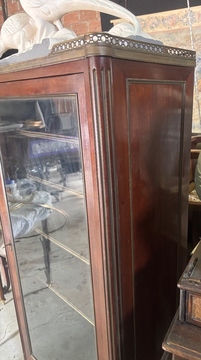 Louis XVI-style Mahogany Display Cabinet -photo-3