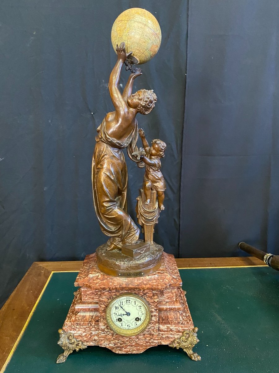 Pendulum Topped With A Terrestrial Globe