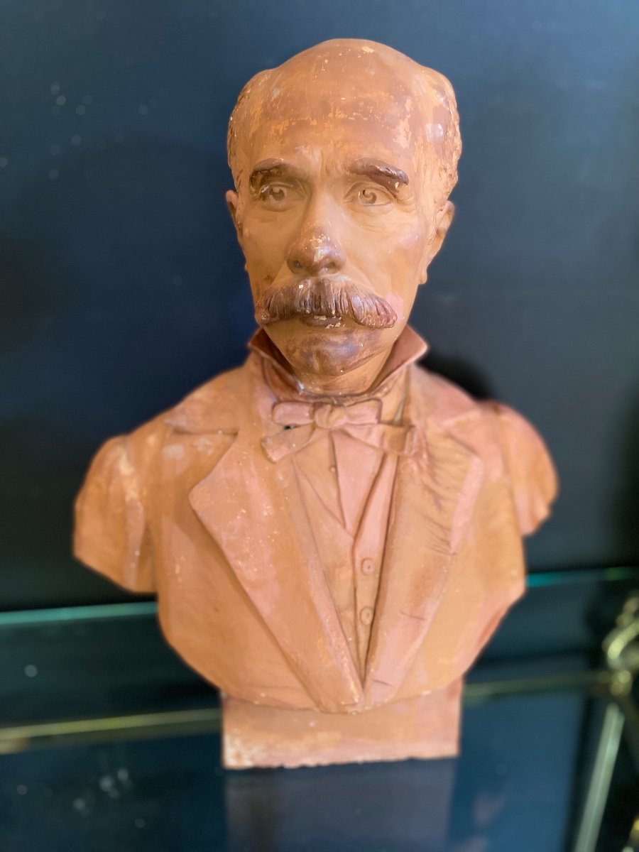 Terracotta Bust V. Golden