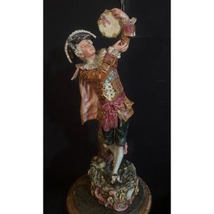Grand sujet en porcelaine polychrome « le musicien « 