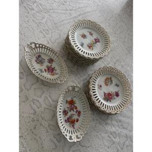 Service assiettes dessert porcelaine 
