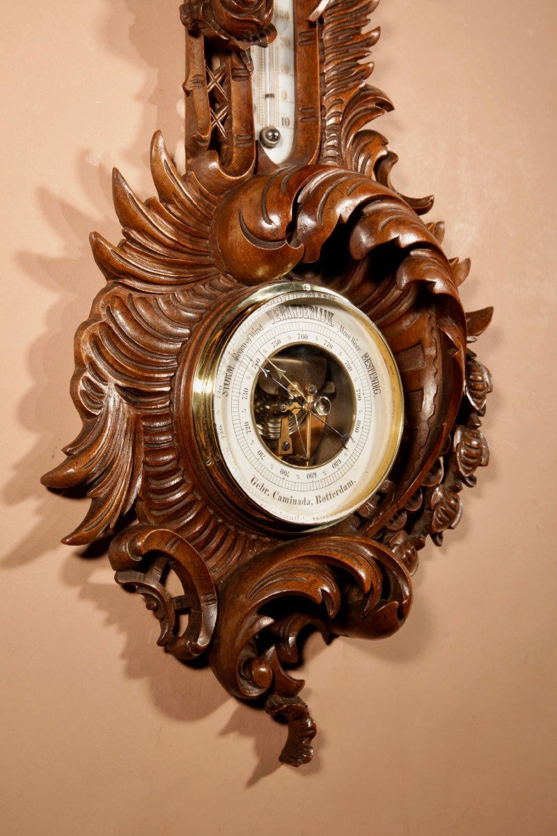 Black Forest Walnut Rocaile Very Fine Carved Aneroid Barometer Circa 1890.-photo-1